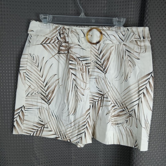 White House Black Market Pants - White House Black Market The 5" Palm Leaf Print Belted Shorts Women's Size 10